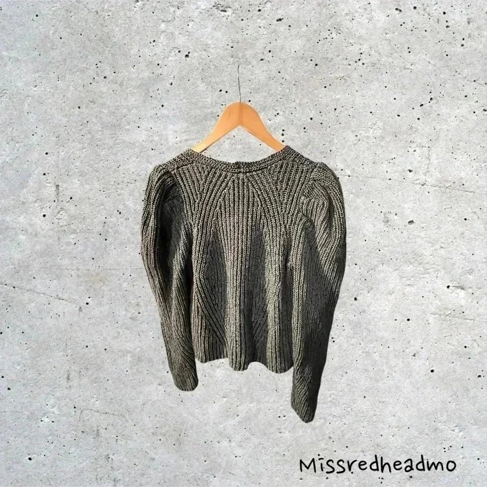 Universal Thread Sweater - Medium - Picture 3 of 5